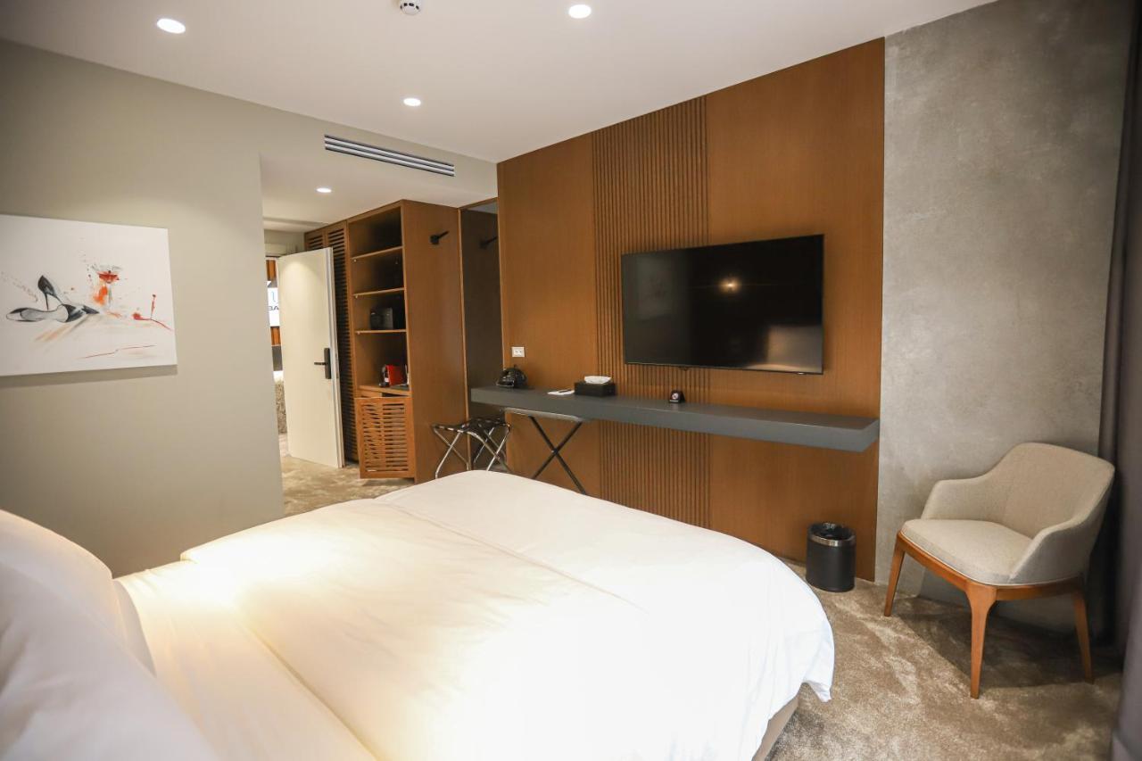 Urbanin Apartment & Hotel 地拉那 外观 照片